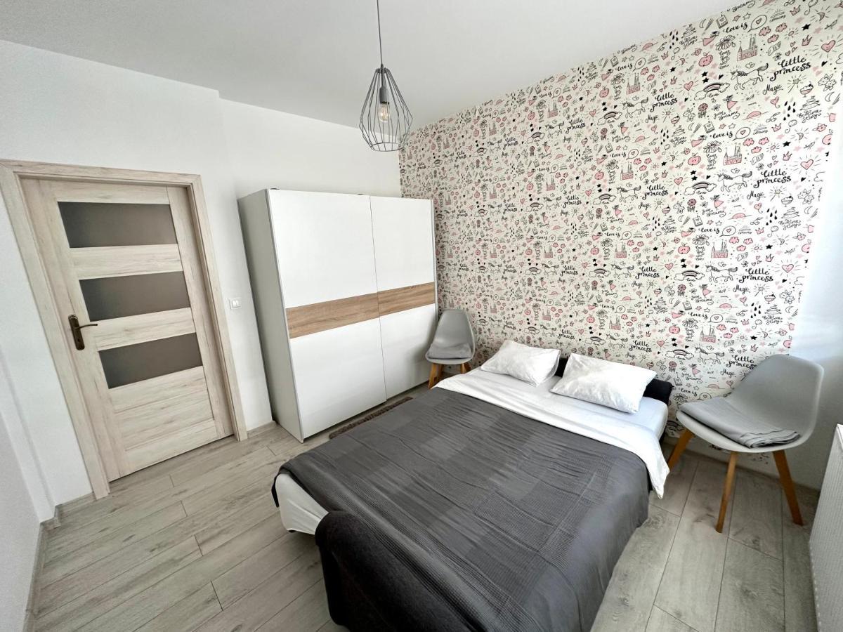 Sdh 1 Wolomin Comfortable Apartment Near Warsaw Eksteriør billede