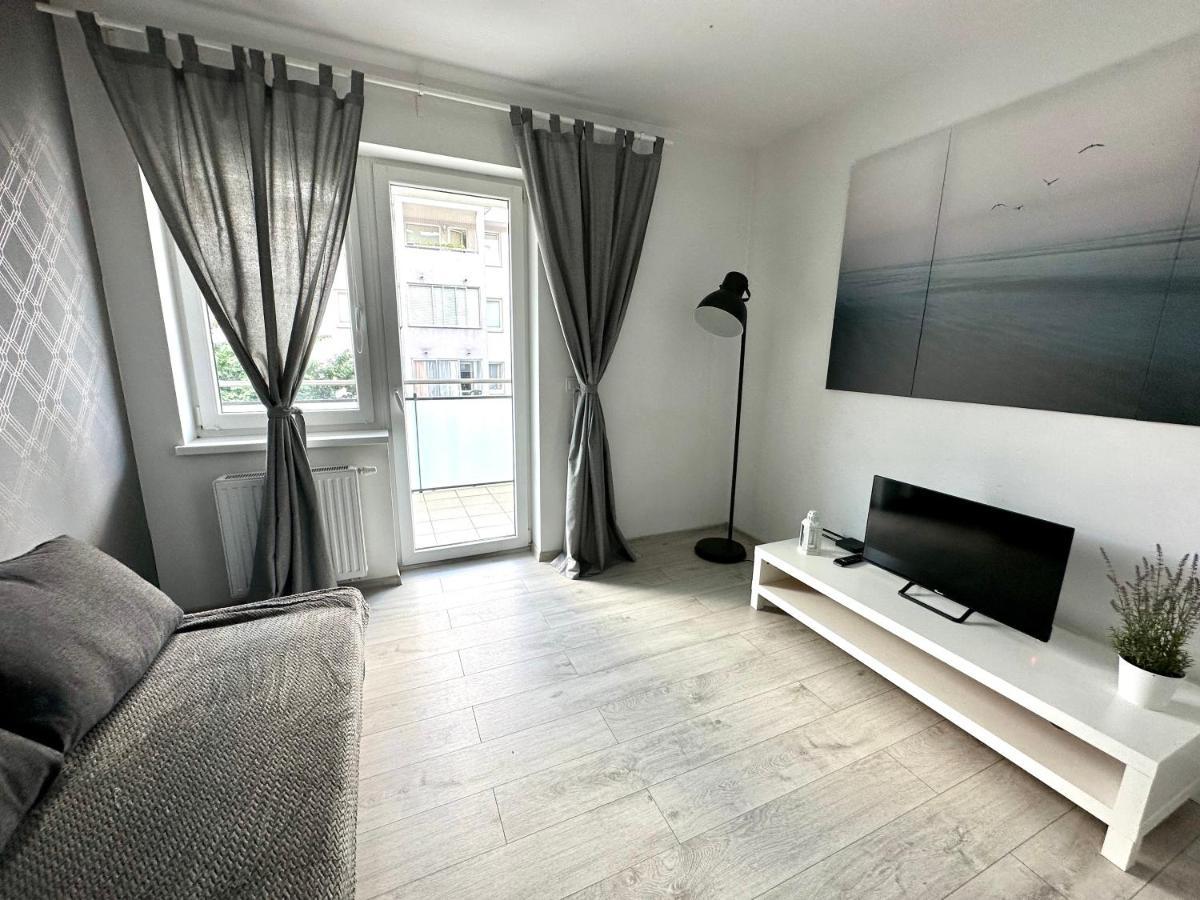 Sdh 1 Wolomin Comfortable Apartment Near Warsaw Eksteriør billede